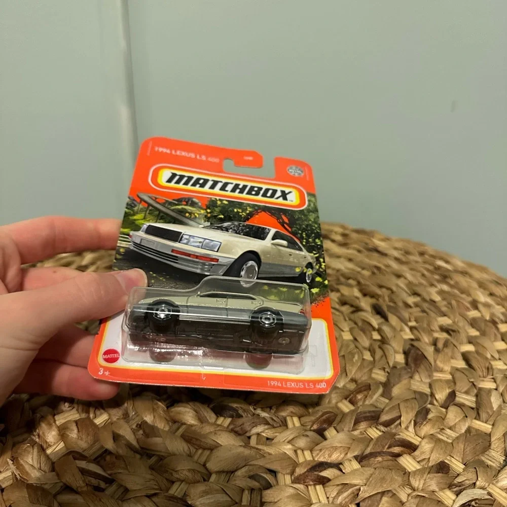 MATCHBOX 1994 LEXUS LS400
